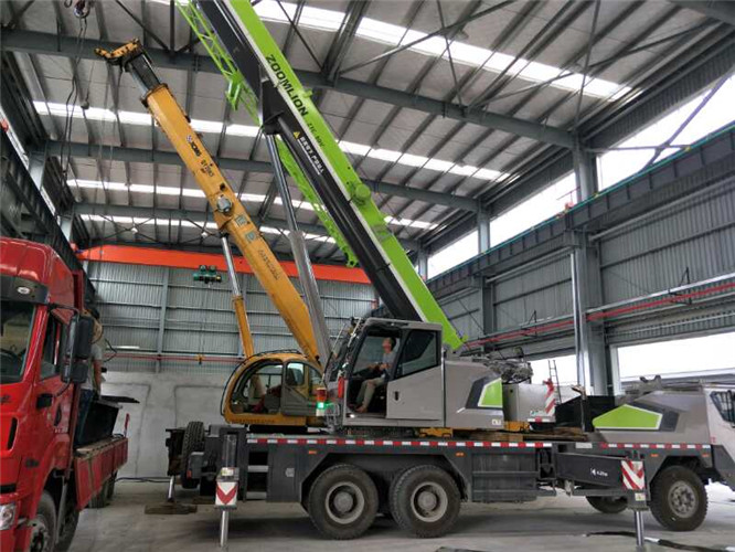 章贡区高空车出租需要注意哪些安全事项？