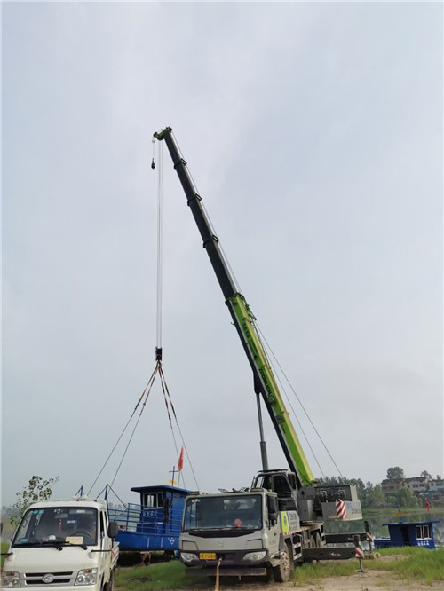 章贡区桥梁建设吊装案例